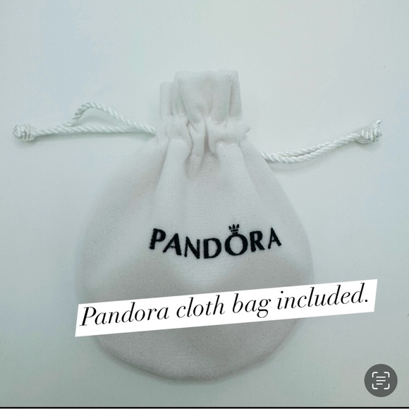 🆕Disney Cinderella Sparkling Carriage Charm - Picture 8 of 8